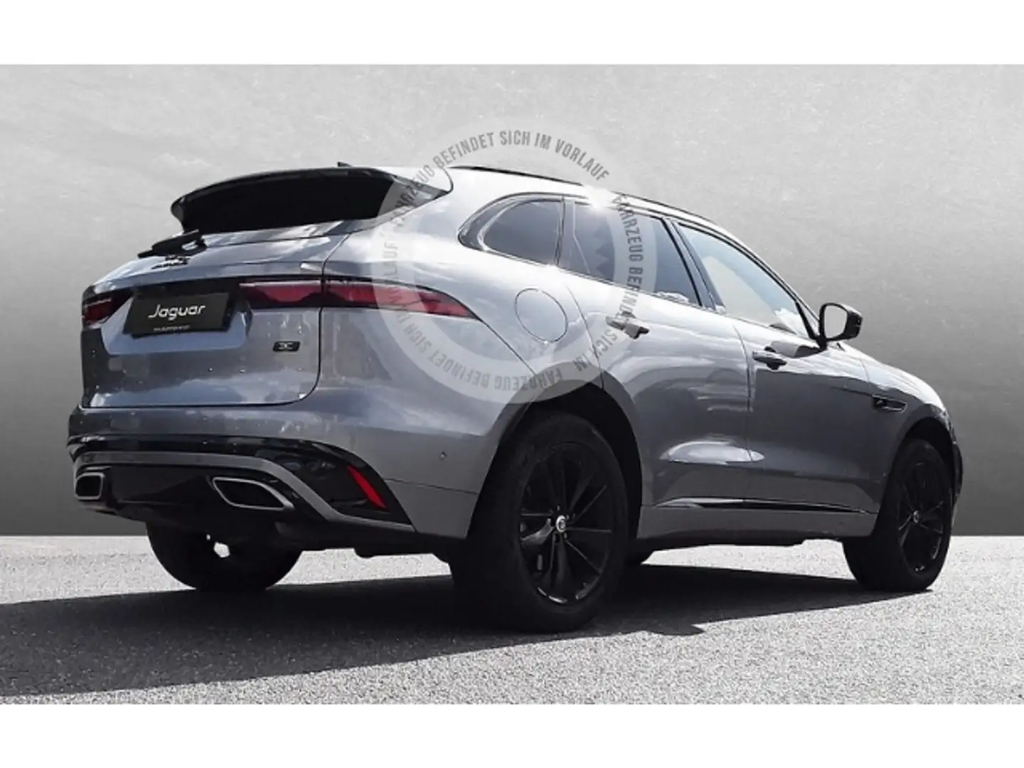 Jaguar F-Pace D300 R-Dynamic SE AHK HUD Winter-FahrassisPak Grau - 2