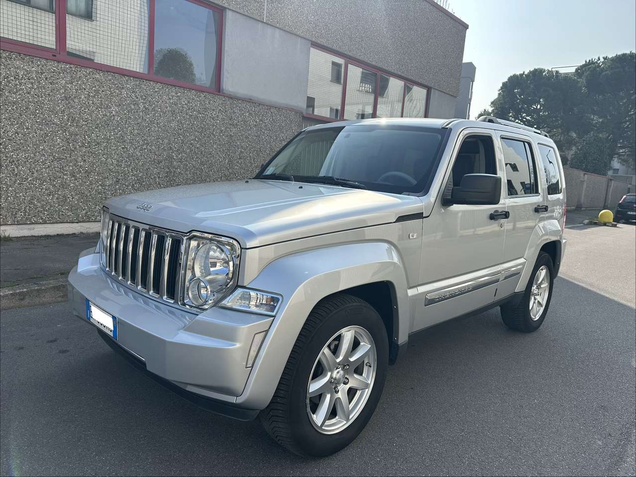 Jeep Cherokee 2.8 crd Limited auto dpf