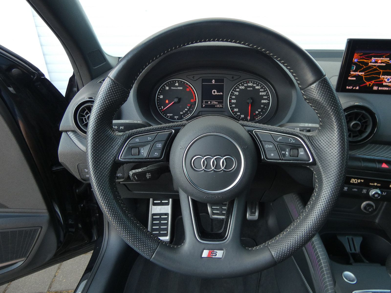 Audi Q2 30 TDI S tronic 2xS-LINE LED Navi B&O SHZ GRA — photo 12