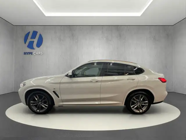 BMW X4 view 7