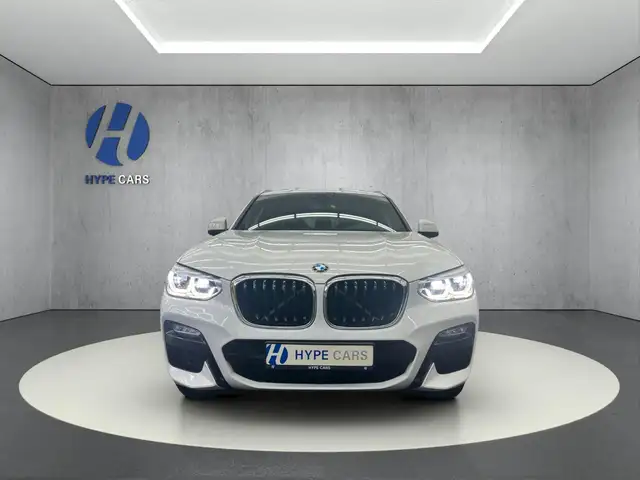 BMW X4 view 2