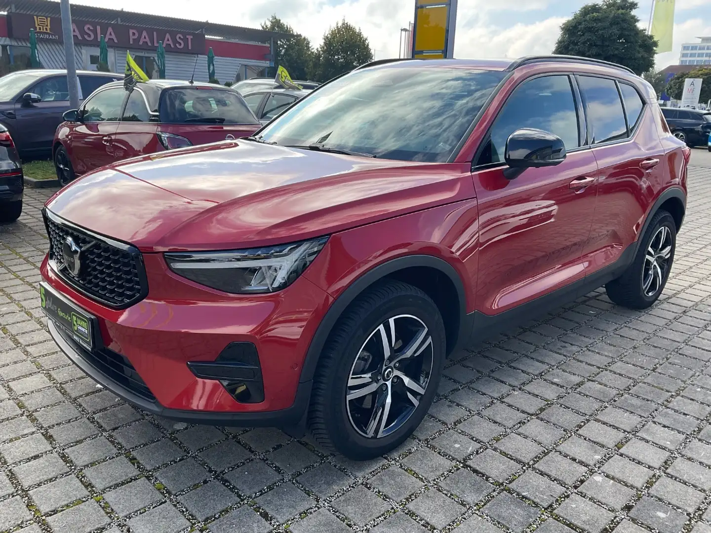 Volvo XC40 Plus Dark SurroundView360*LED*Panoramadach Rood - 2