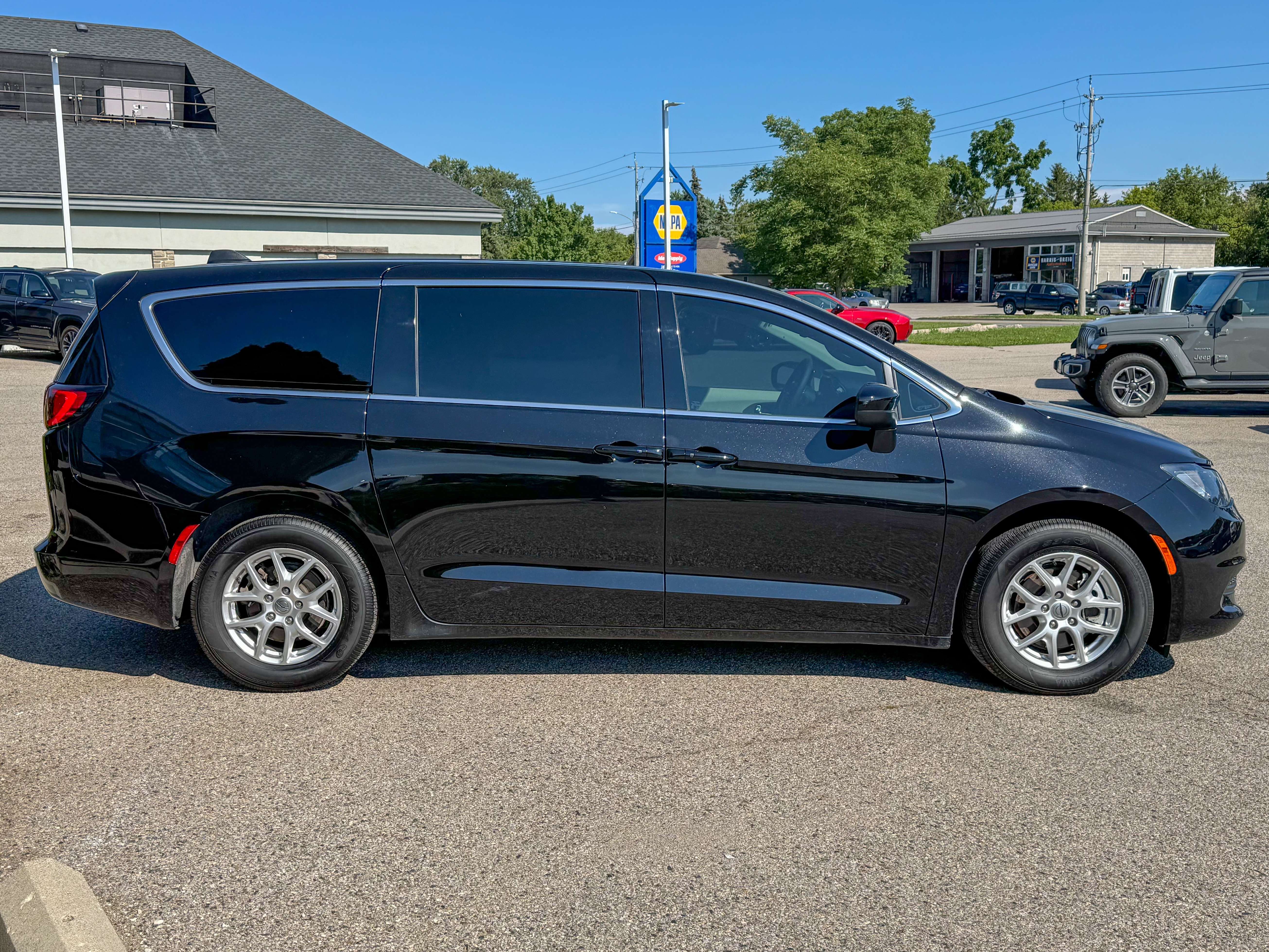 2024 Chrysler Grand Caravan