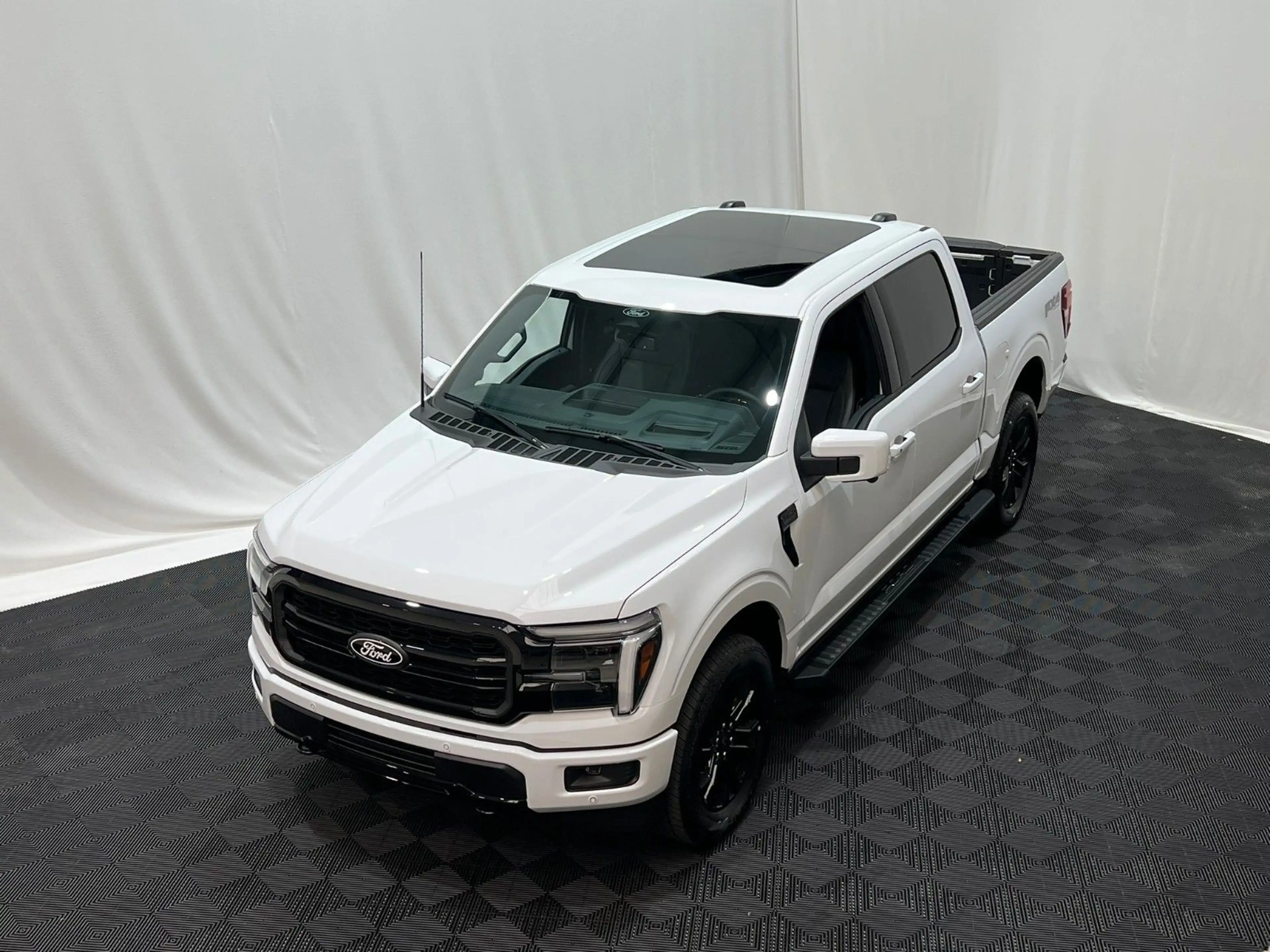 Ford F 150 F-150 Lariat 5.0L V8 5,5" Black Ed. MY25 — photo 4