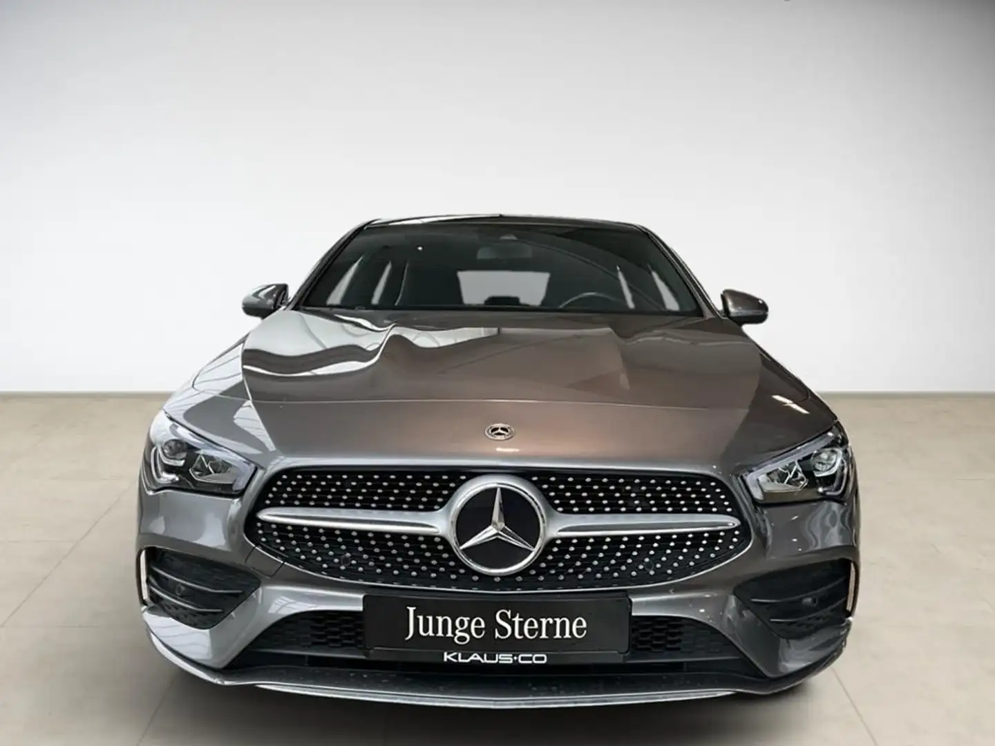 Mercedes-Benz CLA 180 AMG Line ParkAss. Pano SpurH KAM PDC Grigio - 2