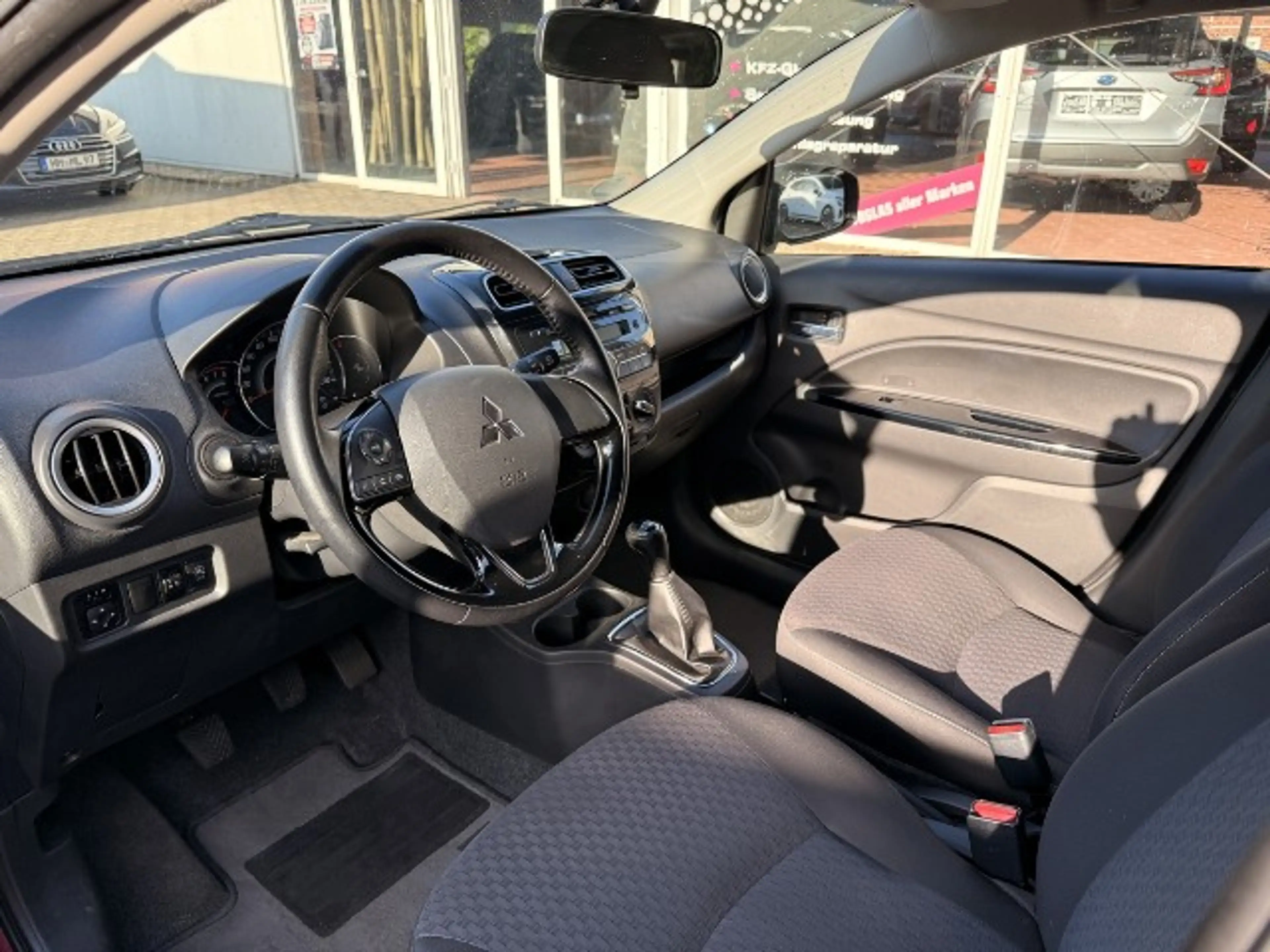 Mitsubishi Space Star 1.2 Diamant Edition Plus — photo 9