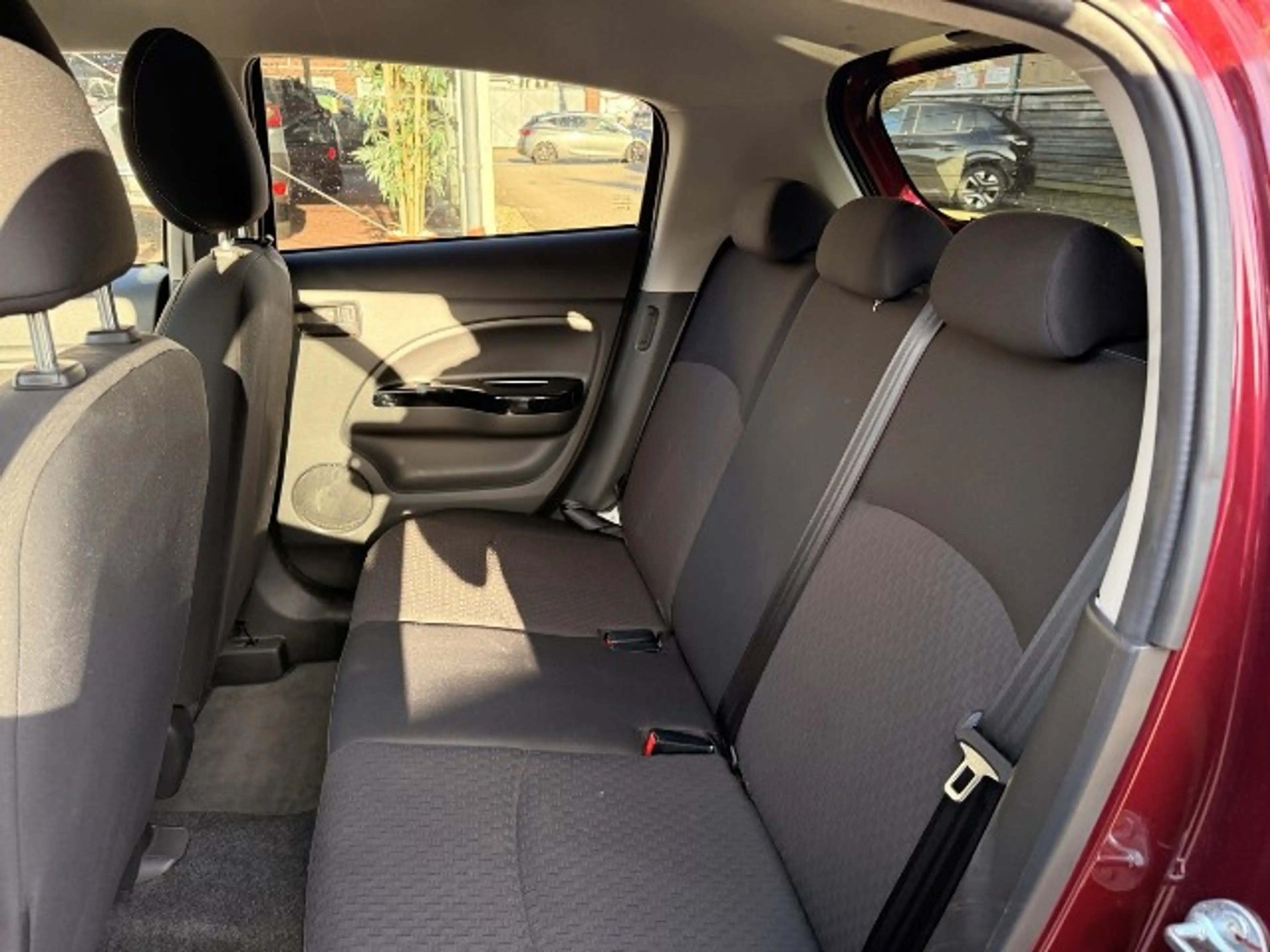 Mitsubishi Space Star 1.2 Diamant Edition Plus — photo 13