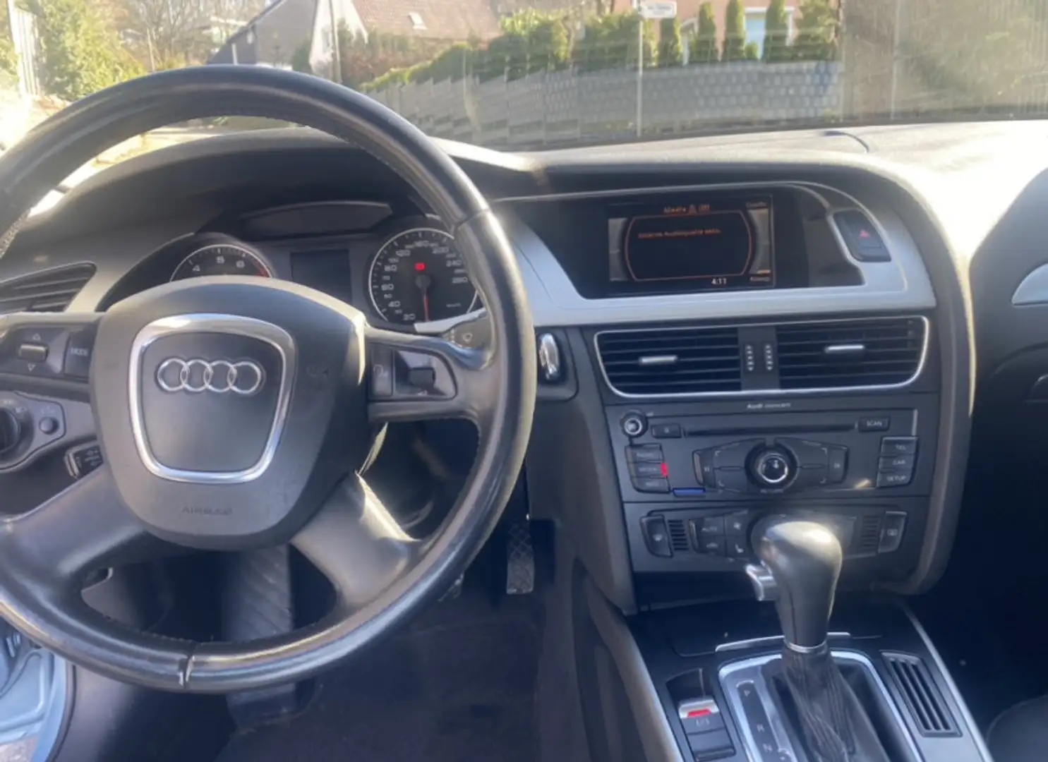 Audi A4 Ambiente Blau - 1
