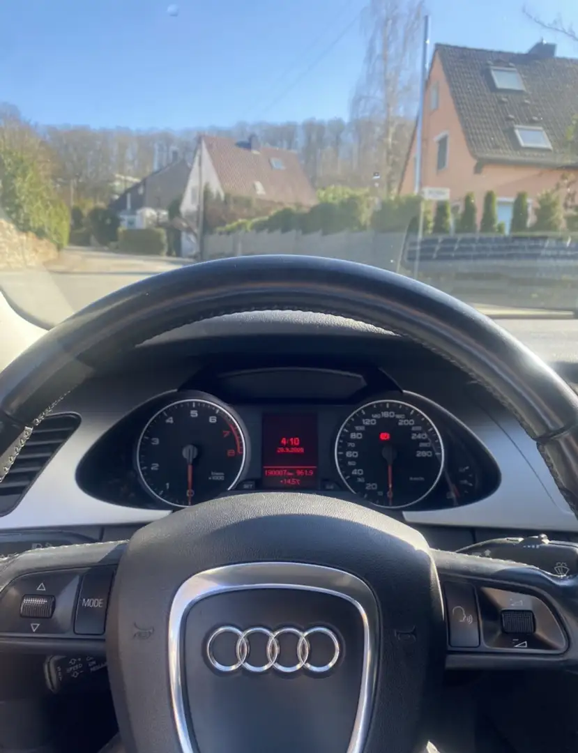 Audi A4 Ambiente Blau - 2