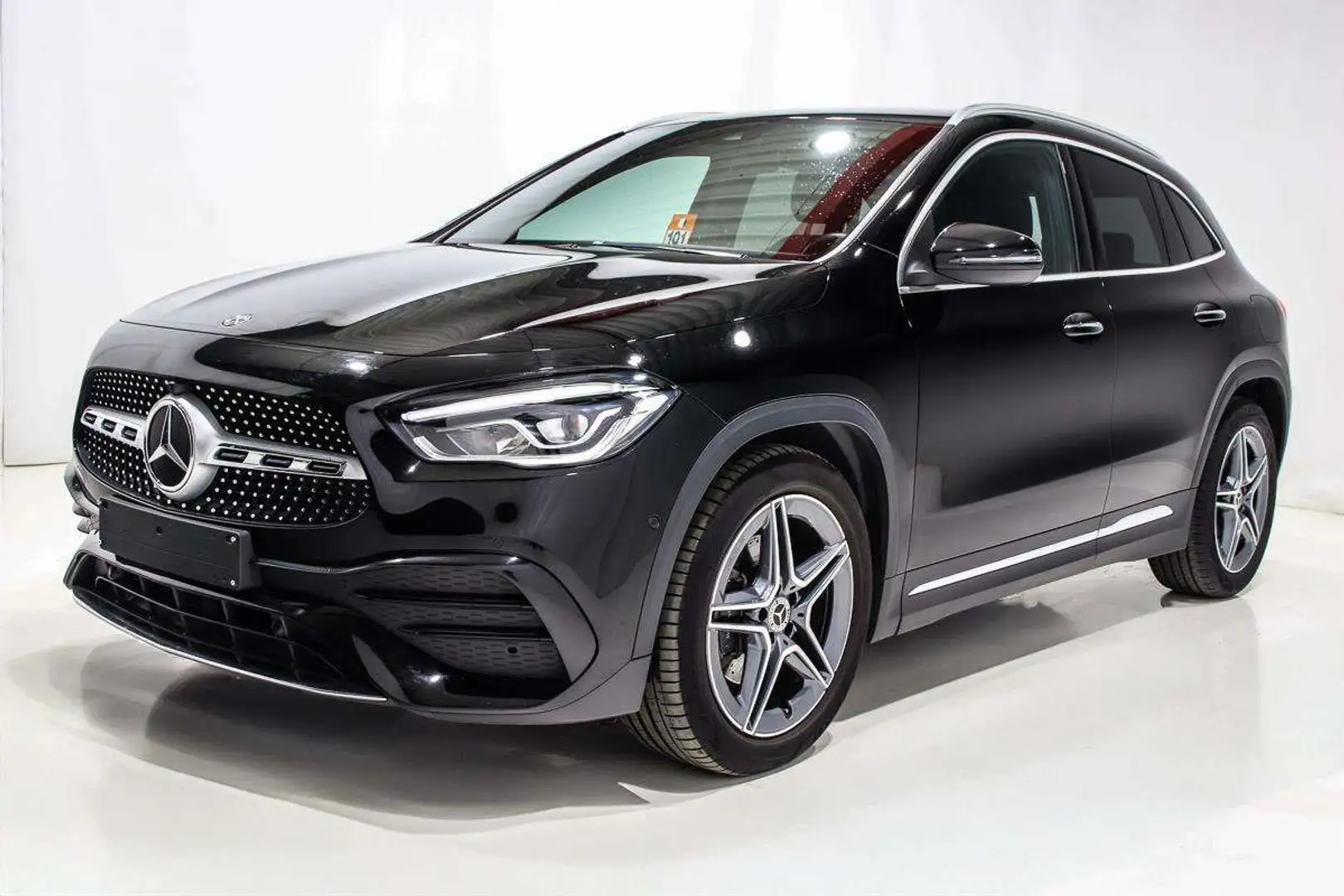 Mercedes-Benz GLA 180 AMG AUTOMATIQUE CUIR LED WIDESCREEN JA19 Noir - 2