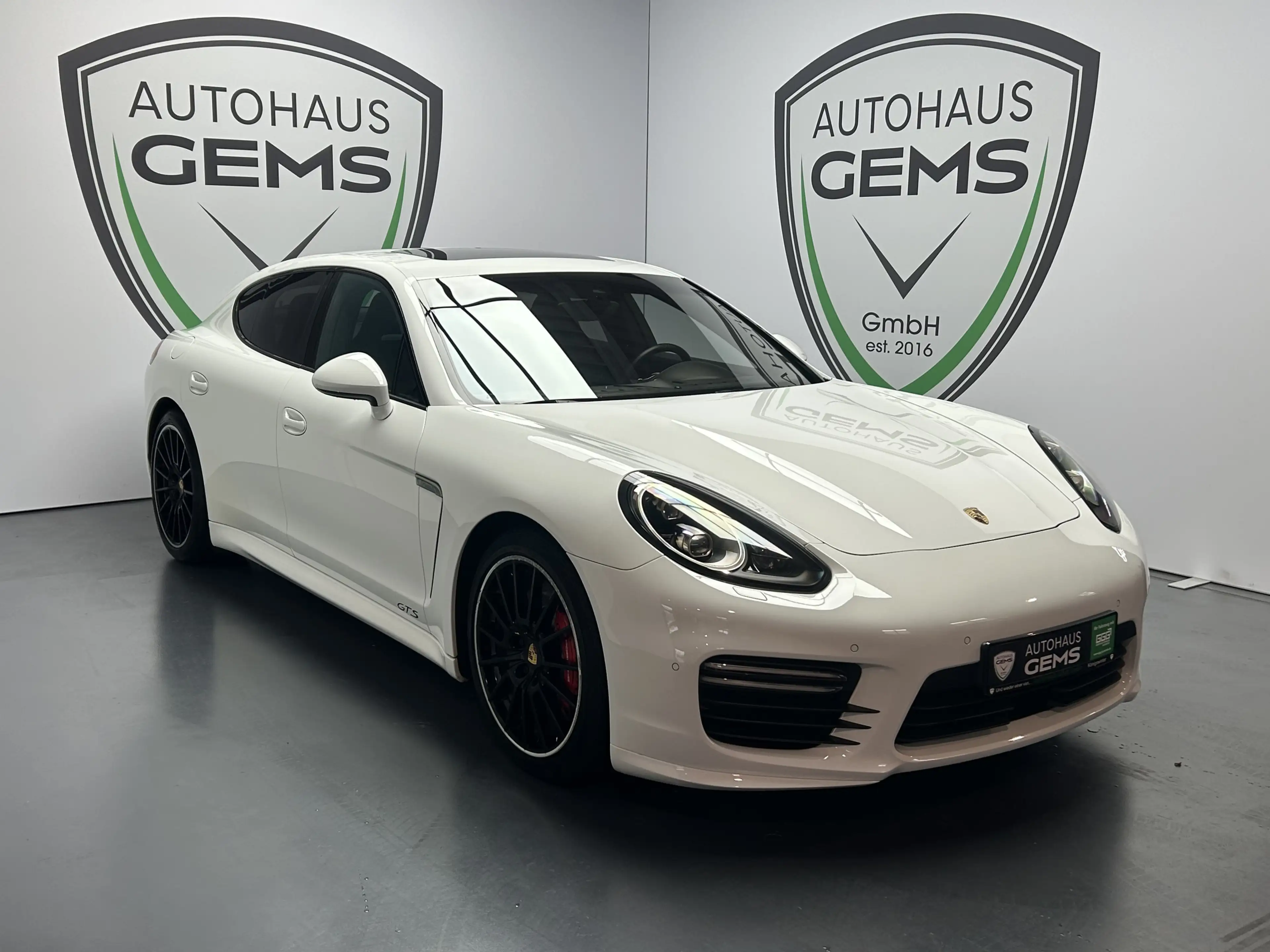 Porsche Panamera GTS S-Dach Alcantara LED Navi BOSE