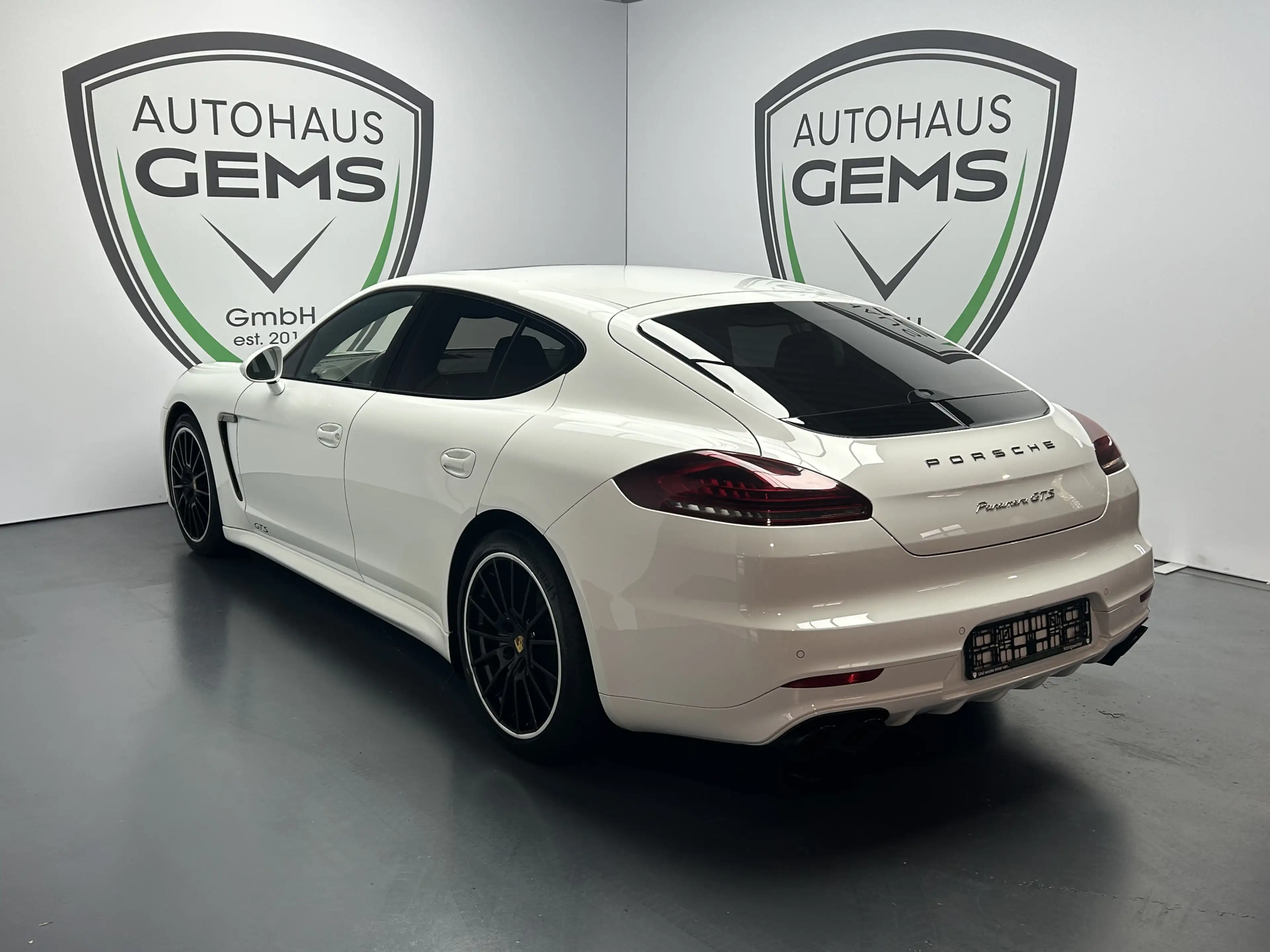 Porsche Panamera GTS S-Dach Alcantara LED Navi BOSE — photo 4