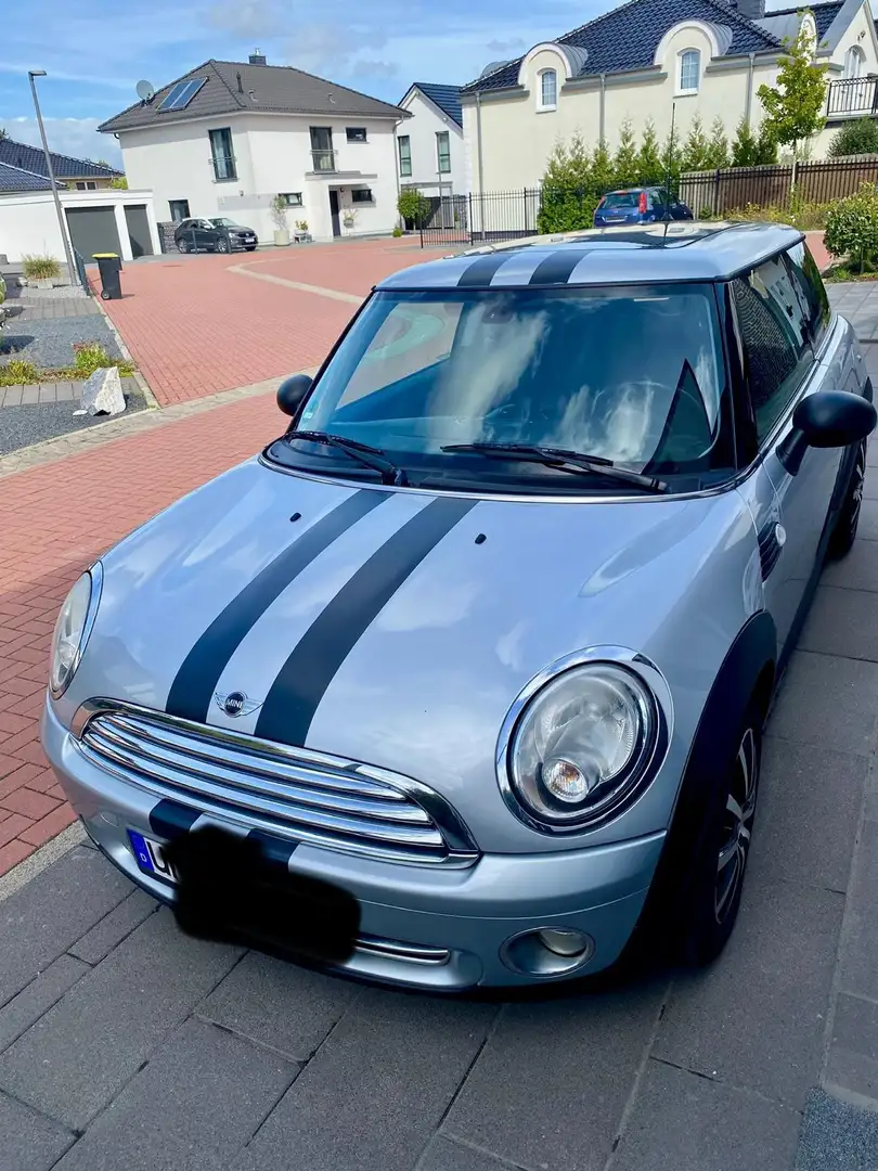 MINI One - 1