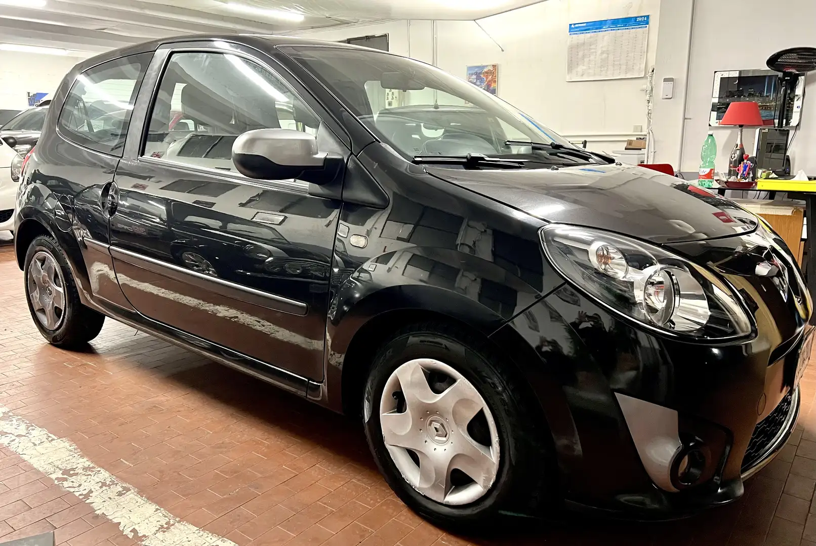 Renault Twingo 1.2 benzina EURO 5 OK NEOPATENTATI - 1