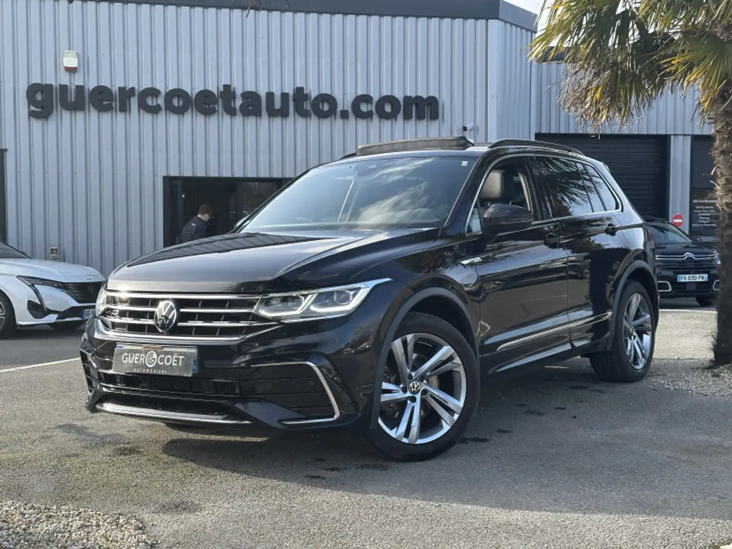 Volkswagen Tiguan 2.0 TDI 200CH R-LINE 4MOTION DSG7 Noir - 2