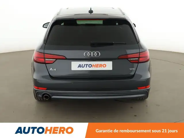 Audi A4 view 5