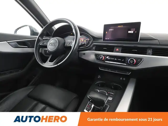 Audi A4 view 13