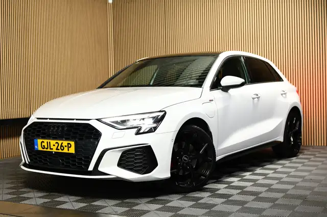 Audi A3 view 8