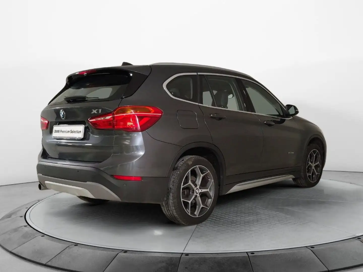 BMW X1 xDrive18d xLine Grigio - 2