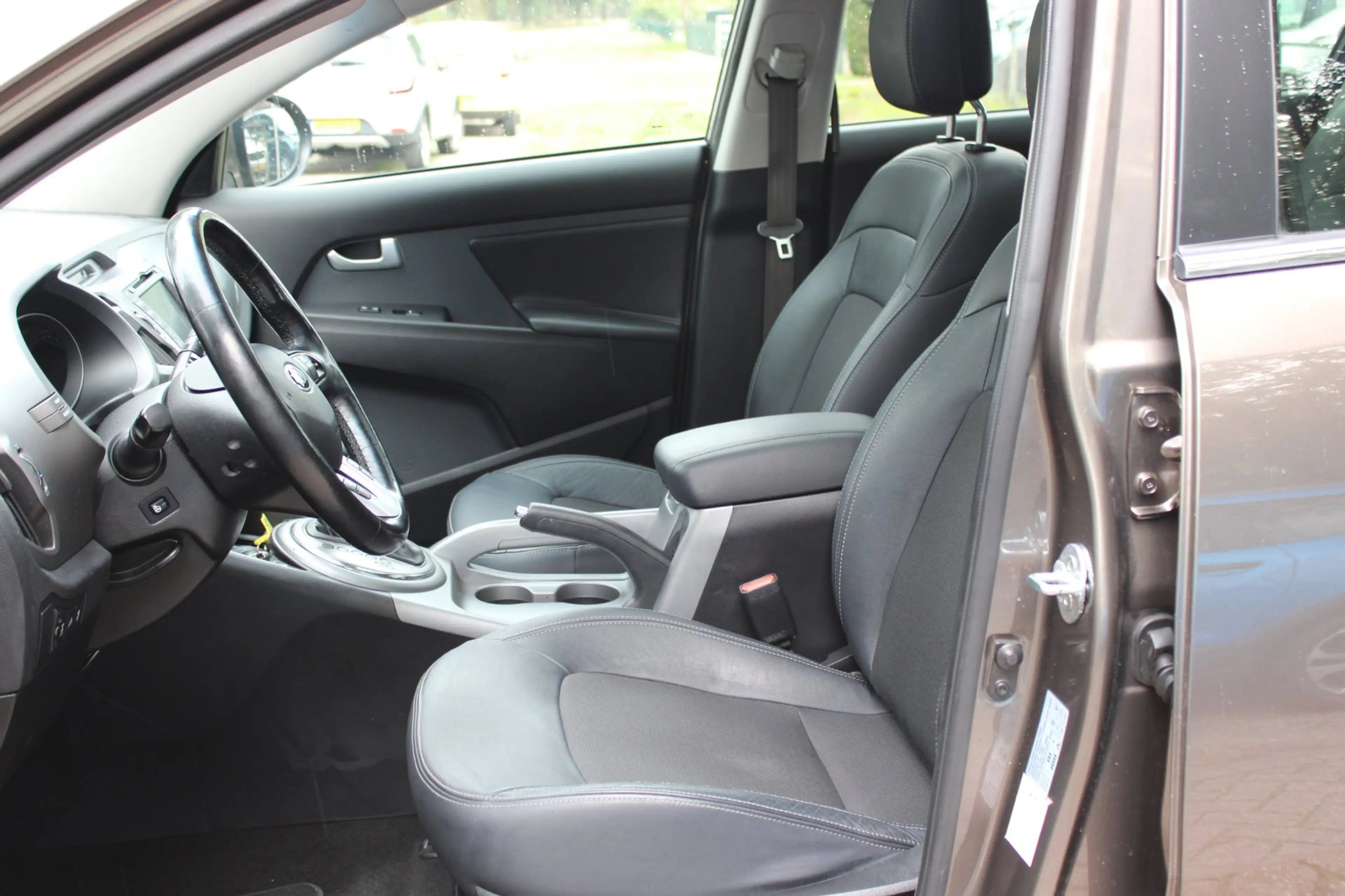 Kia Sportage 2.0 ExecutiveLine 4WD, Automaat, Clima, Navi, Trek — photo 14