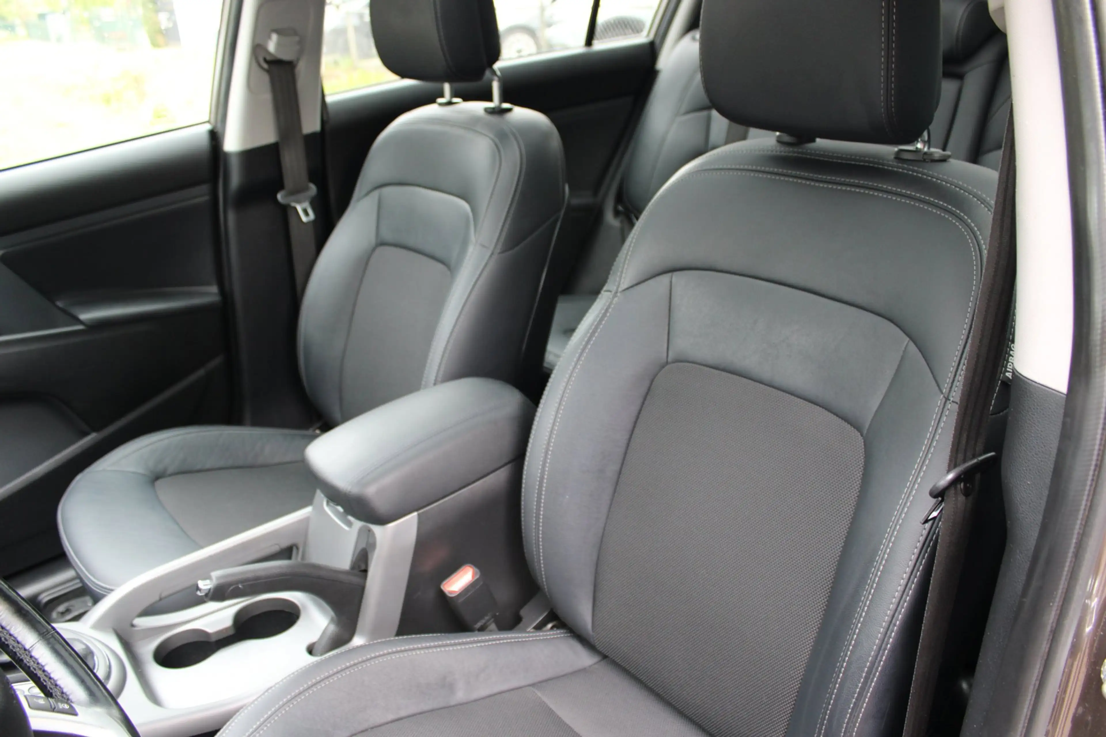 Kia Sportage 2.0 ExecutiveLine 4WD, Automaat, Clima, Navi, Trek — photo 15