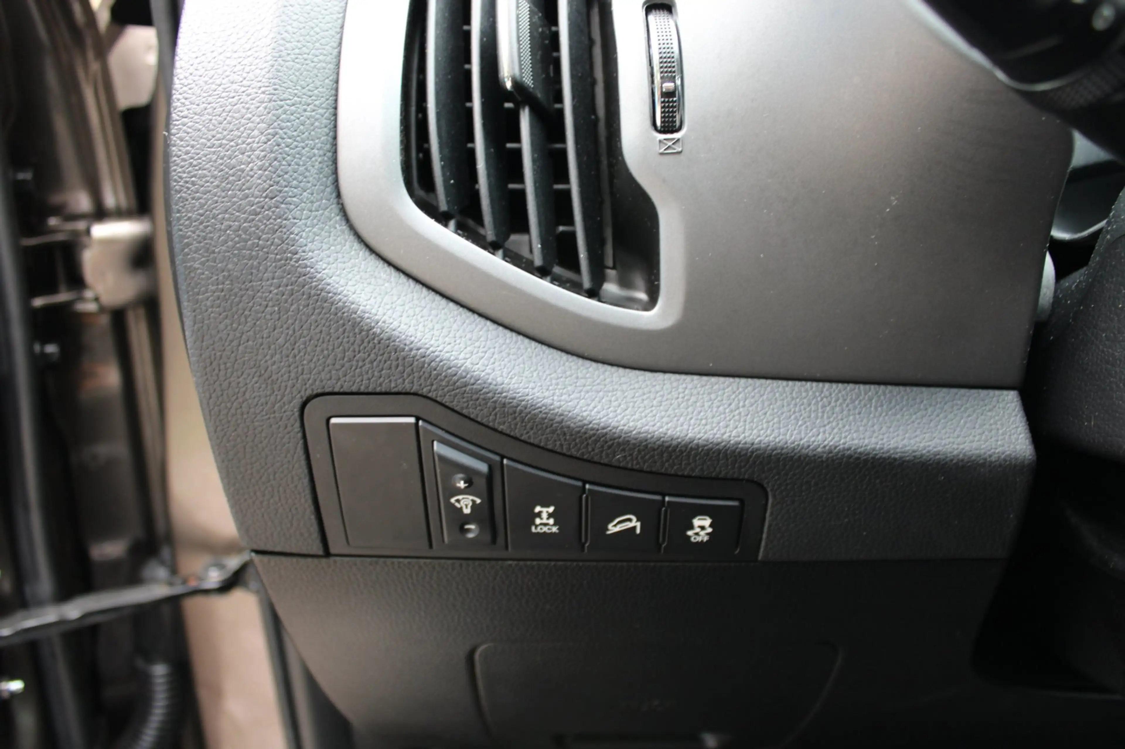 Kia Sportage 2.0 ExecutiveLine 4WD, Automaat, Clima, Navi, Trek — photo 24