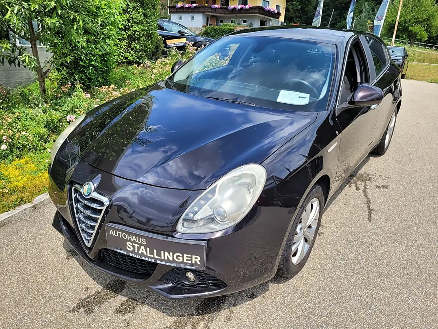 Alfa Romeo Giulietta 1,4 TB Distinctive Schwarz - 1