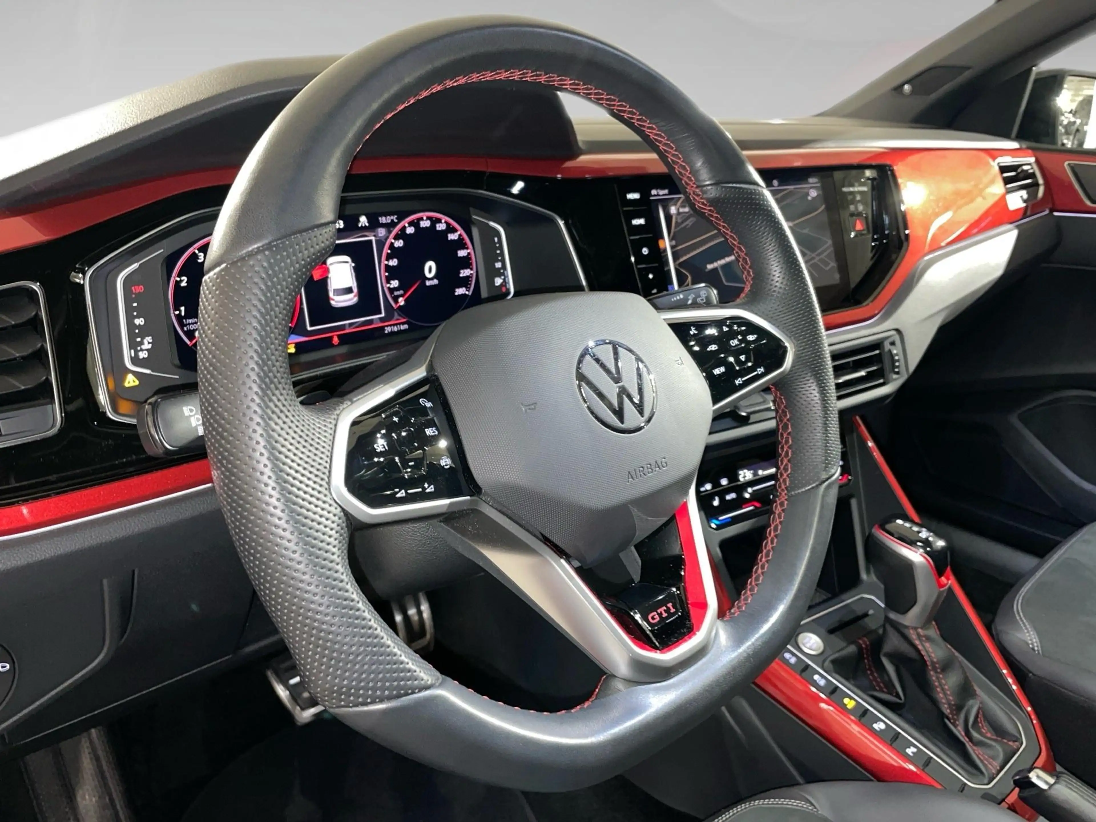 Volkswagen Polo GTI 2.0 TSI OPF DSG — photo 8