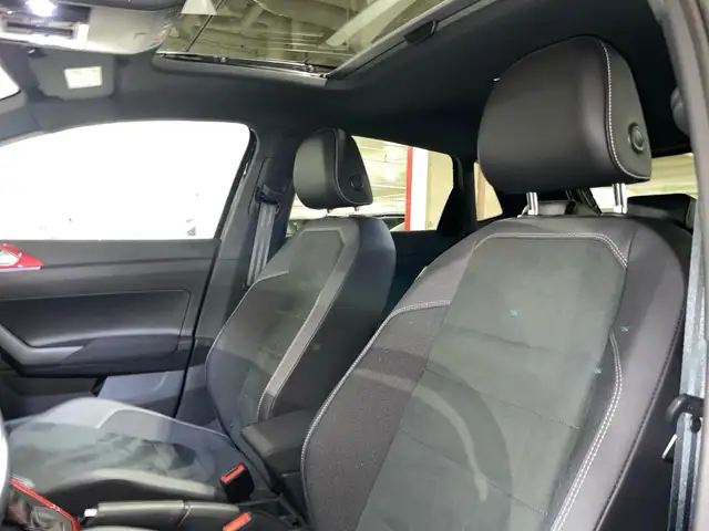 Volkswagen Polo view 13