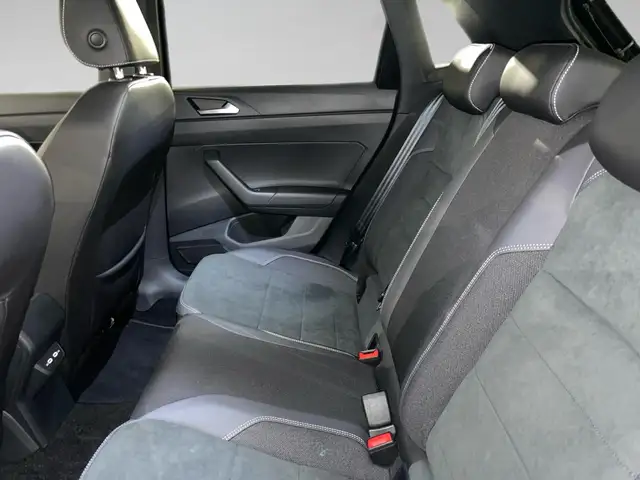 Volkswagen Polo view 11