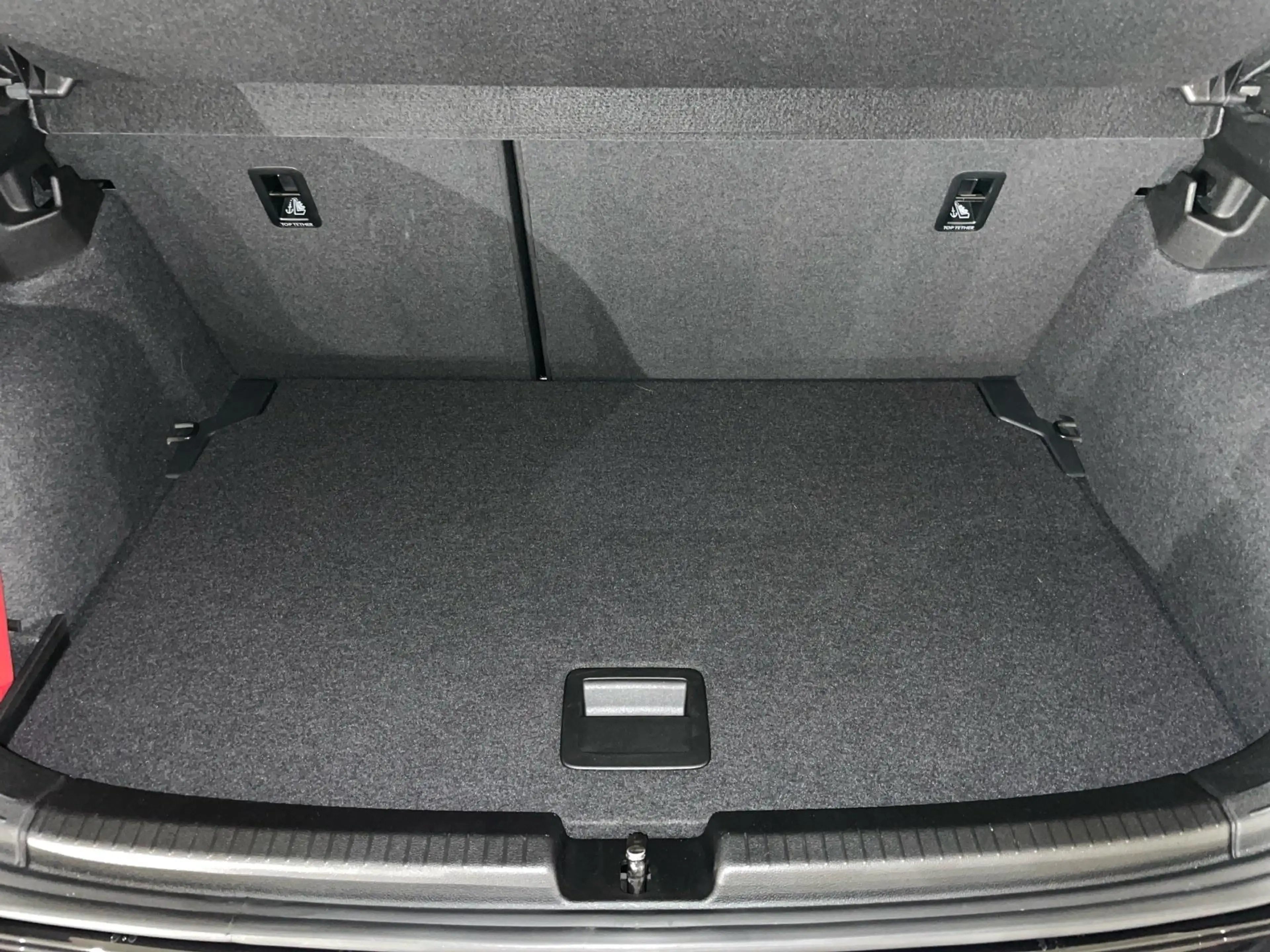 Volkswagen Polo GTI 2.0 TSI OPF DSG — photo 12