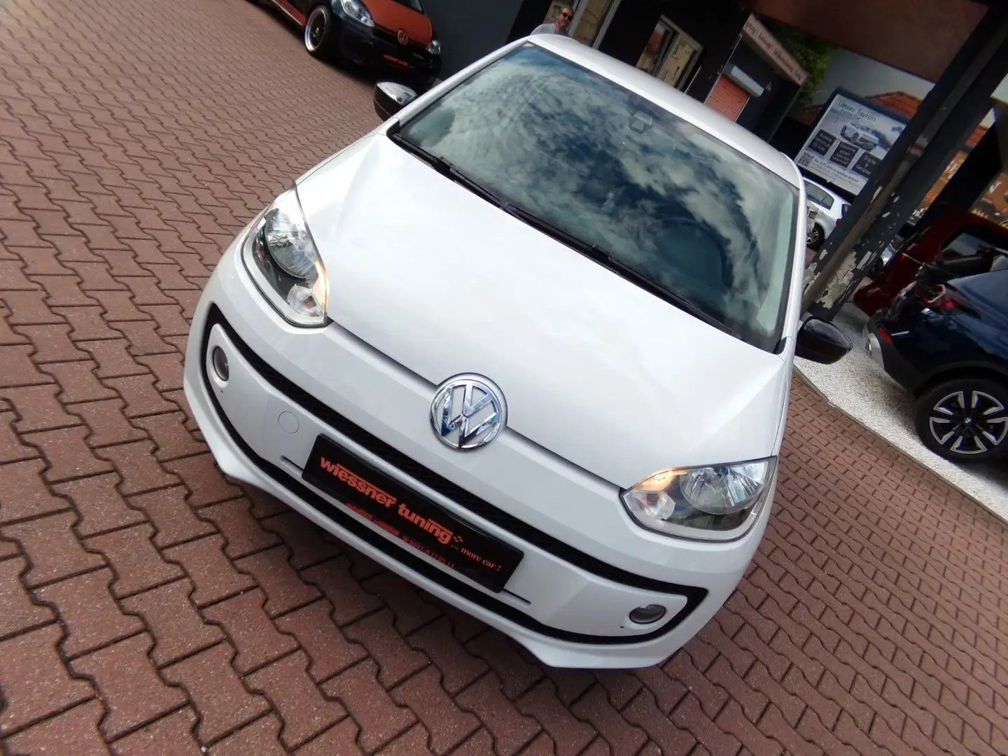 Volkswagen up! cup up! Blue line, Klima Blanc - 1