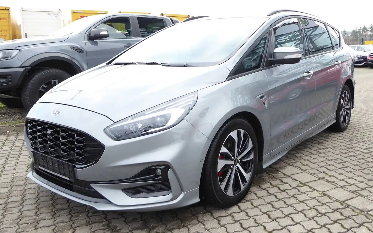 Ford S-Max