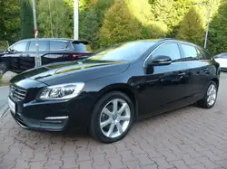 Volvo V60 *T4*Kombi 2.0*Klima*Sitzhzg*Navi*Leder*Xenon*