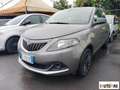 Lancia Ypsilon 1.0 firefly hybrid Silver s&s 70cv Grau - thumbnail 3