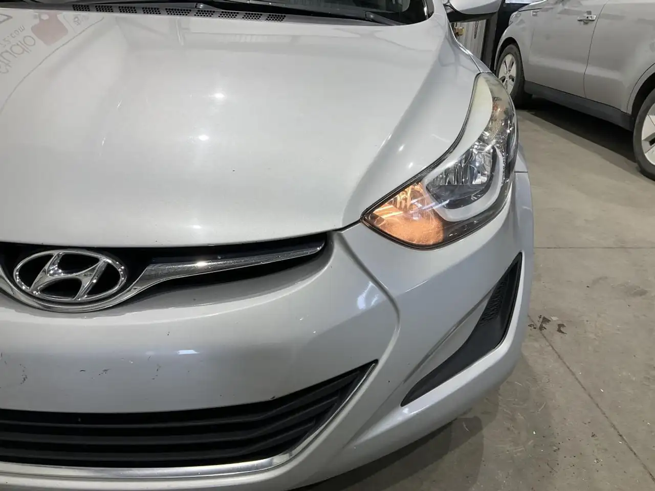Hyundai ELANTRA снимка Hyundai ELANTRA
