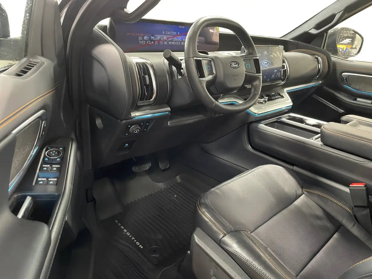 Ford Expedition снимка Ford Expedition