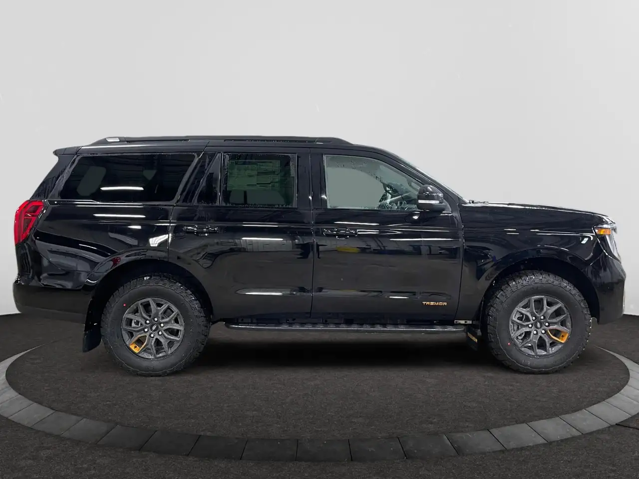 Ford Expedition снимка Ford Expedition