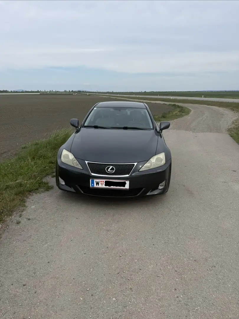 Lexus IS 250 Executive ***RESERVIERT*** - 1
