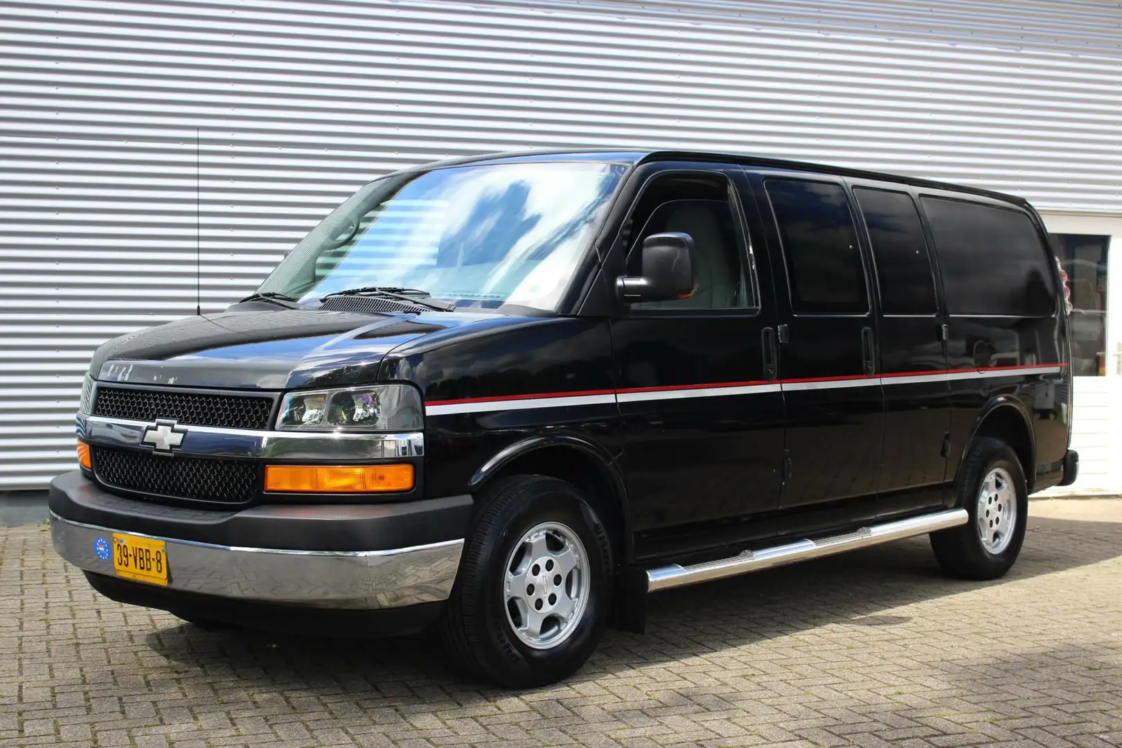 Chevrolet Express USA 1500 RWD // V8 automaat - Dubbel cabine - Auto Negru - 1