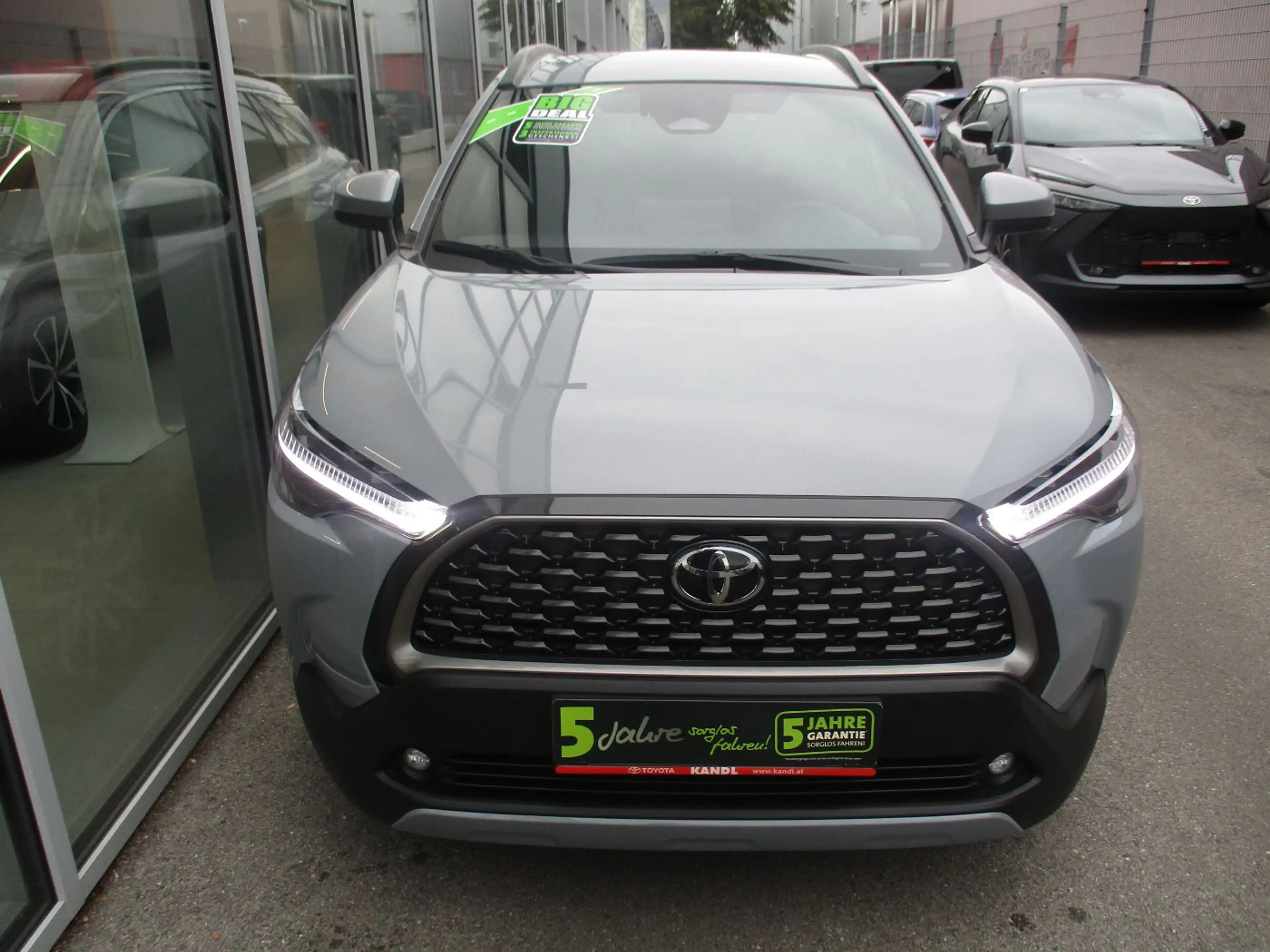Toyota Corolla Cross 1.8 FWD Active Drive ACC+LED+Navi — photo 3