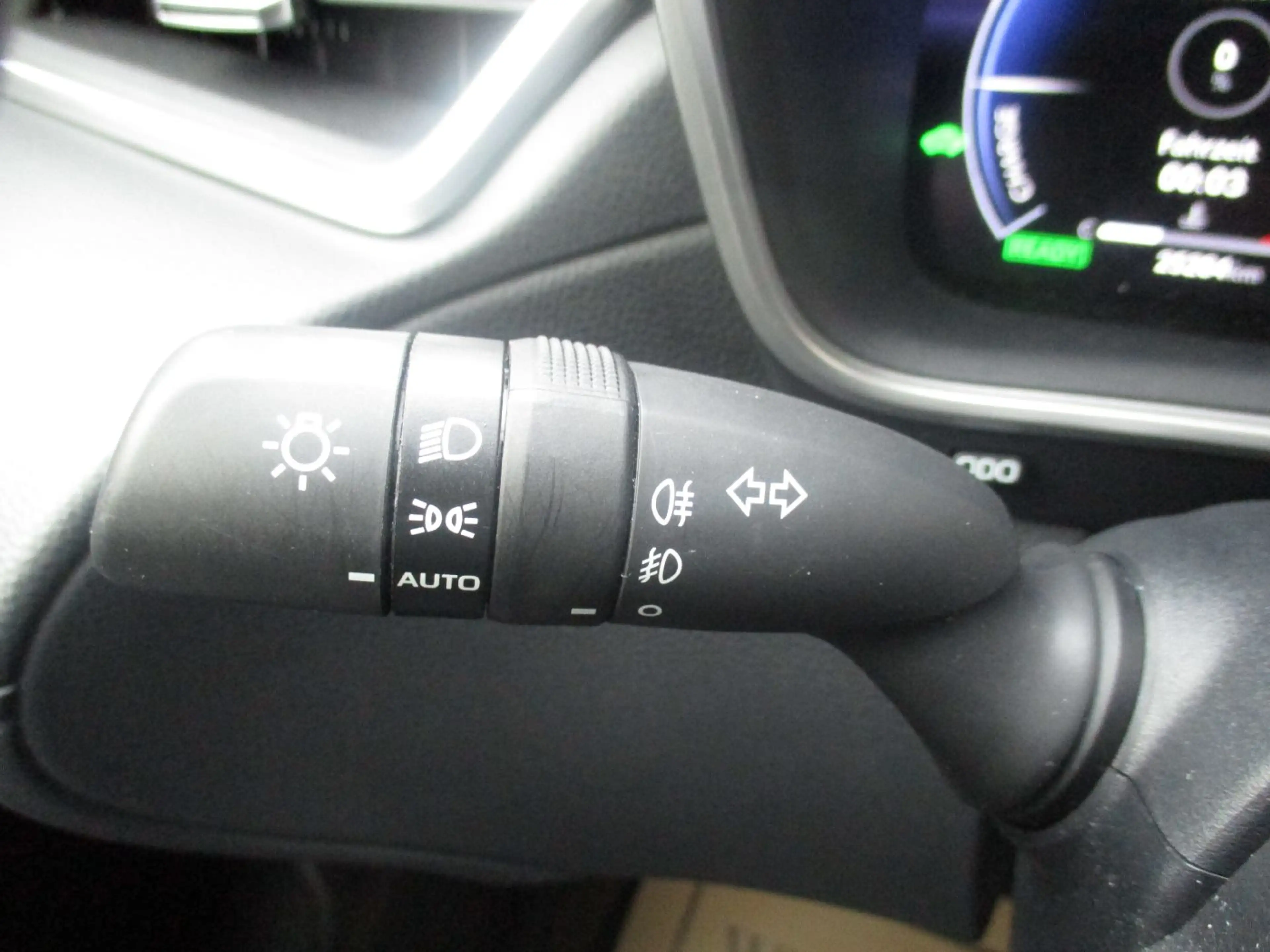 Toyota Corolla Cross 1.8 FWD Active Drive ACC+LED+Navi — photo 13