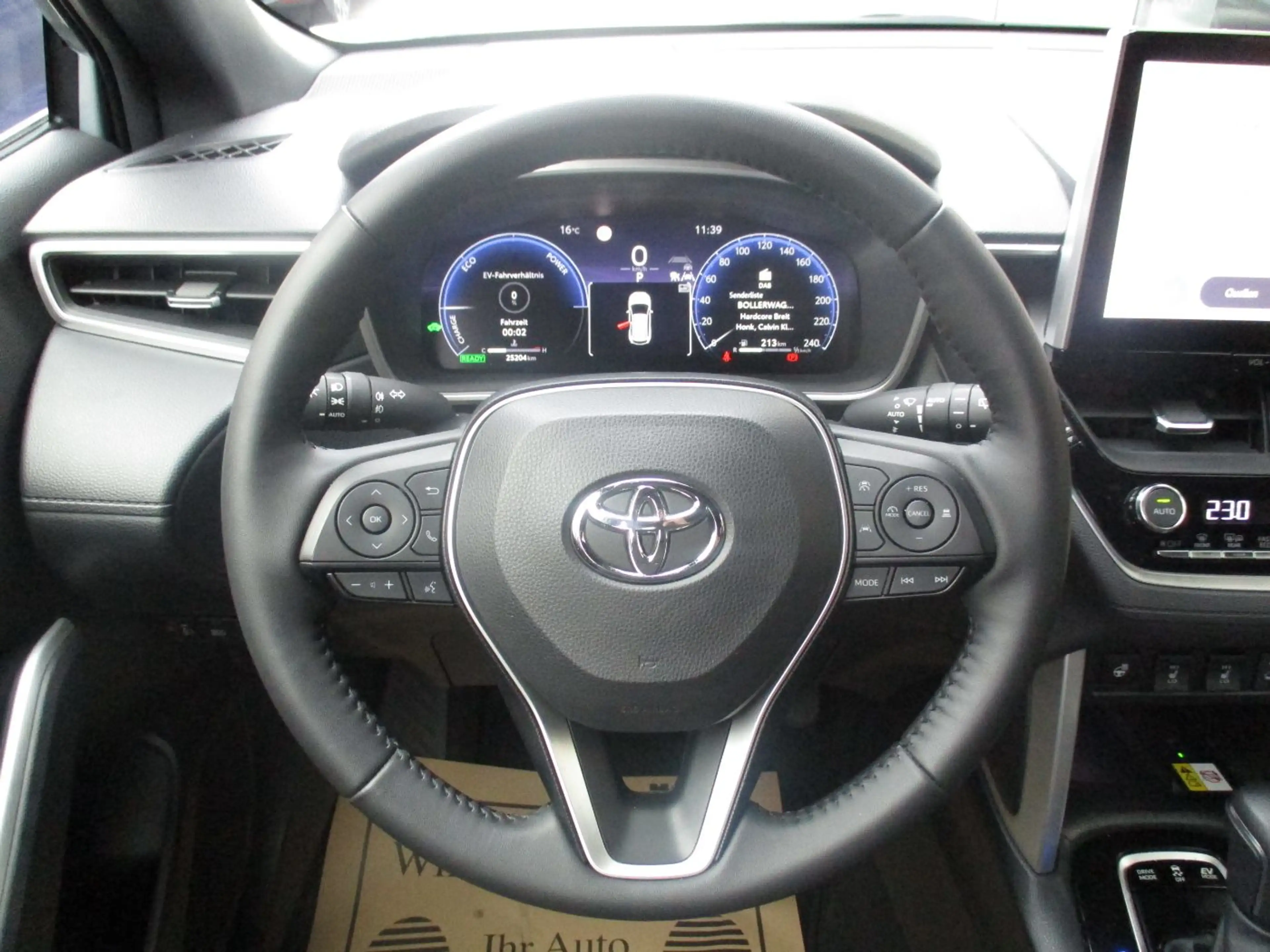 Toyota Corolla Cross 1.8 FWD Active Drive ACC+LED+Navi — photo 11