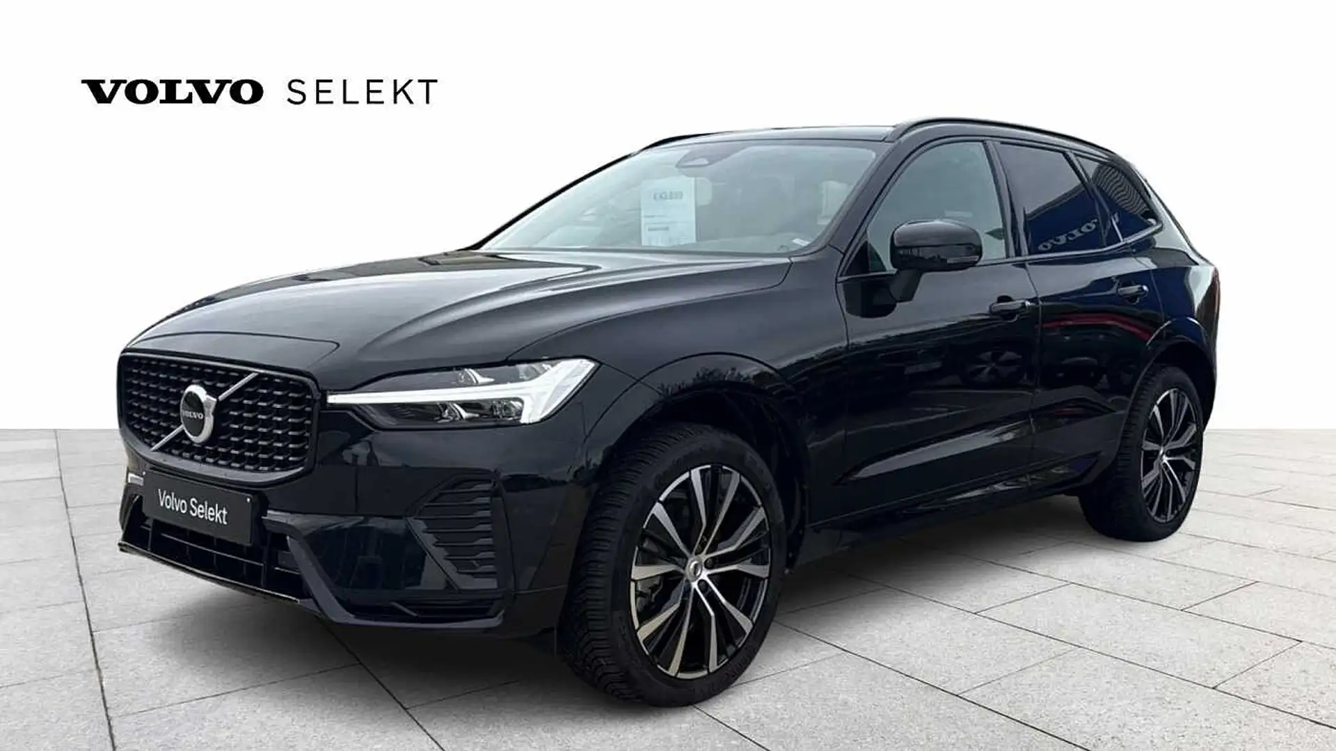 Volvo XC60 B4 Mild Hybrid, Plus Dark Zwart - 1