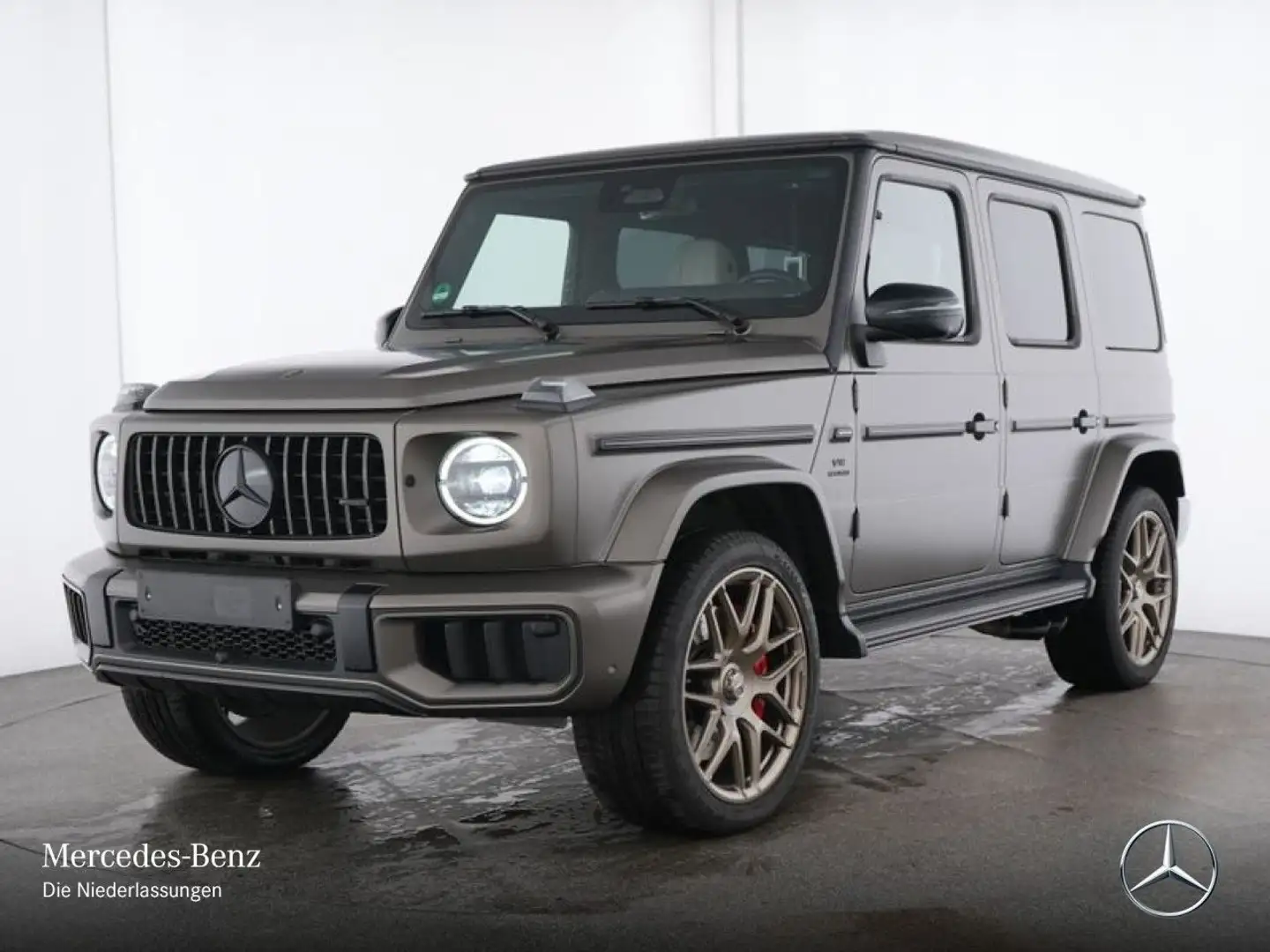 Mercedes-Benz G 63 AMG Burmester 3D Driversp Perf-Pack 360° SHD Grau - 2