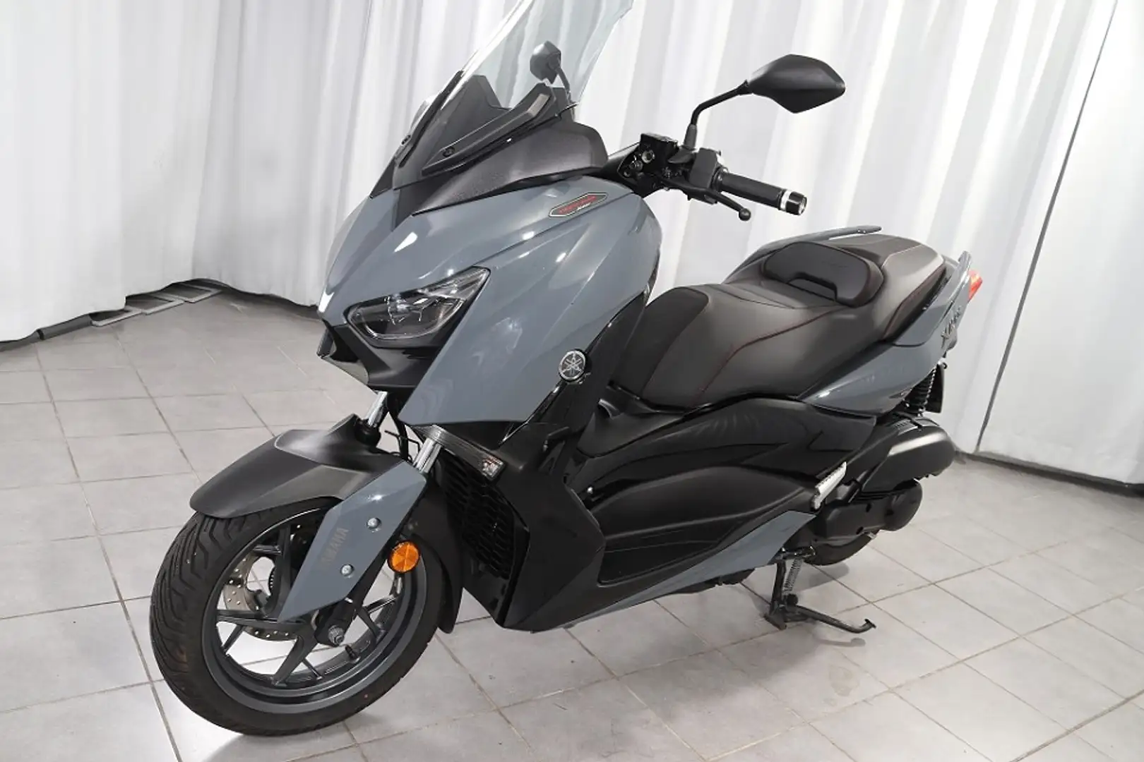 Yamaha X-Max 125 ABS Tech Max Grau - 1