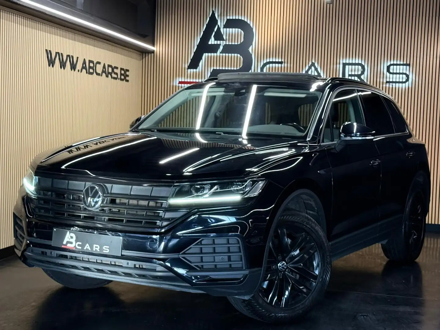 Volkswagen Touareg Touareg 3.0 TDi V6 SCR 4Mo * 1ER PROPRIETAIRE * Noir - 1
