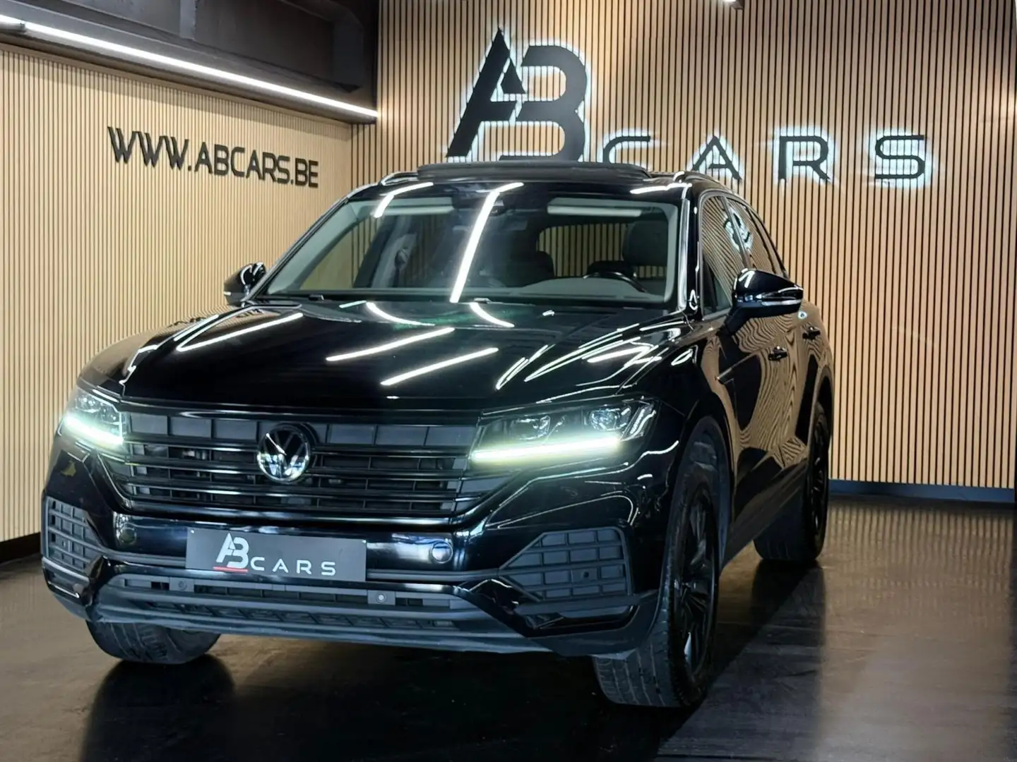 Volkswagen Touareg Touareg 3.0 TDi V6 SCR 4Mo * 1ER PROPRIETAIRE * Noir - 2