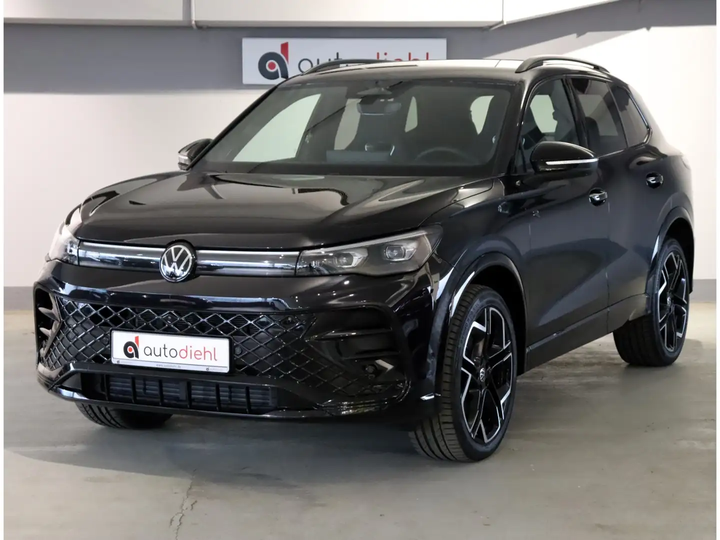 Volkswagen Tiguan 2.0 TDI DSG 4Motion R-Line *AHK*HUD Negro - 2