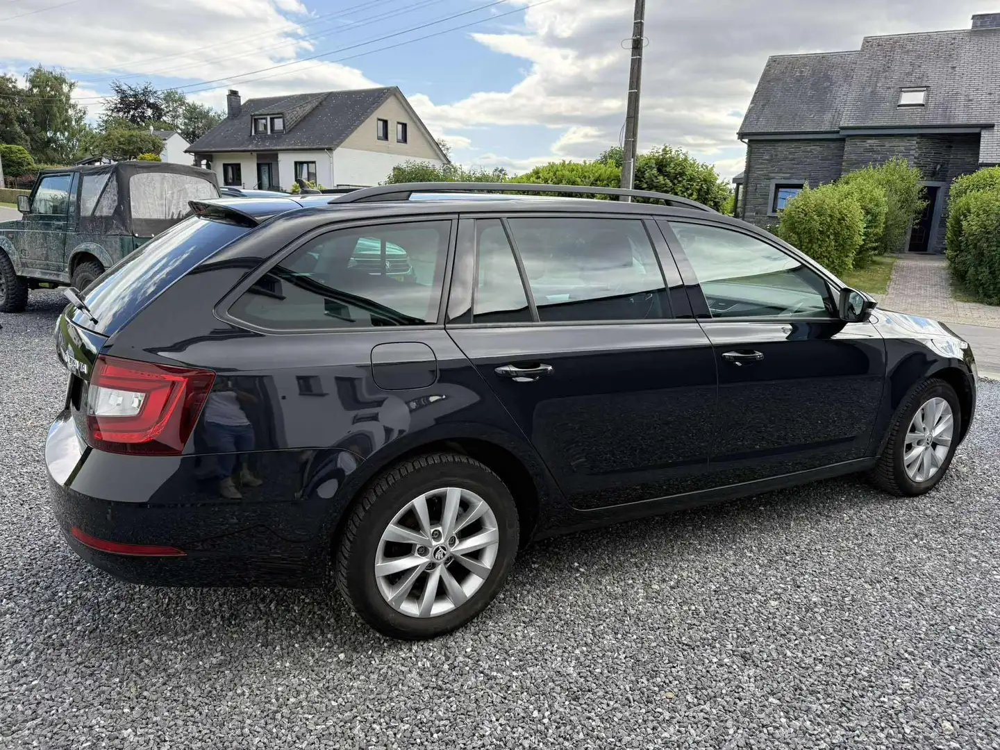 Skoda Octavia Octavia SW 1.5 TSI ACT Ambition DSG (EU6.2) Noir - 2